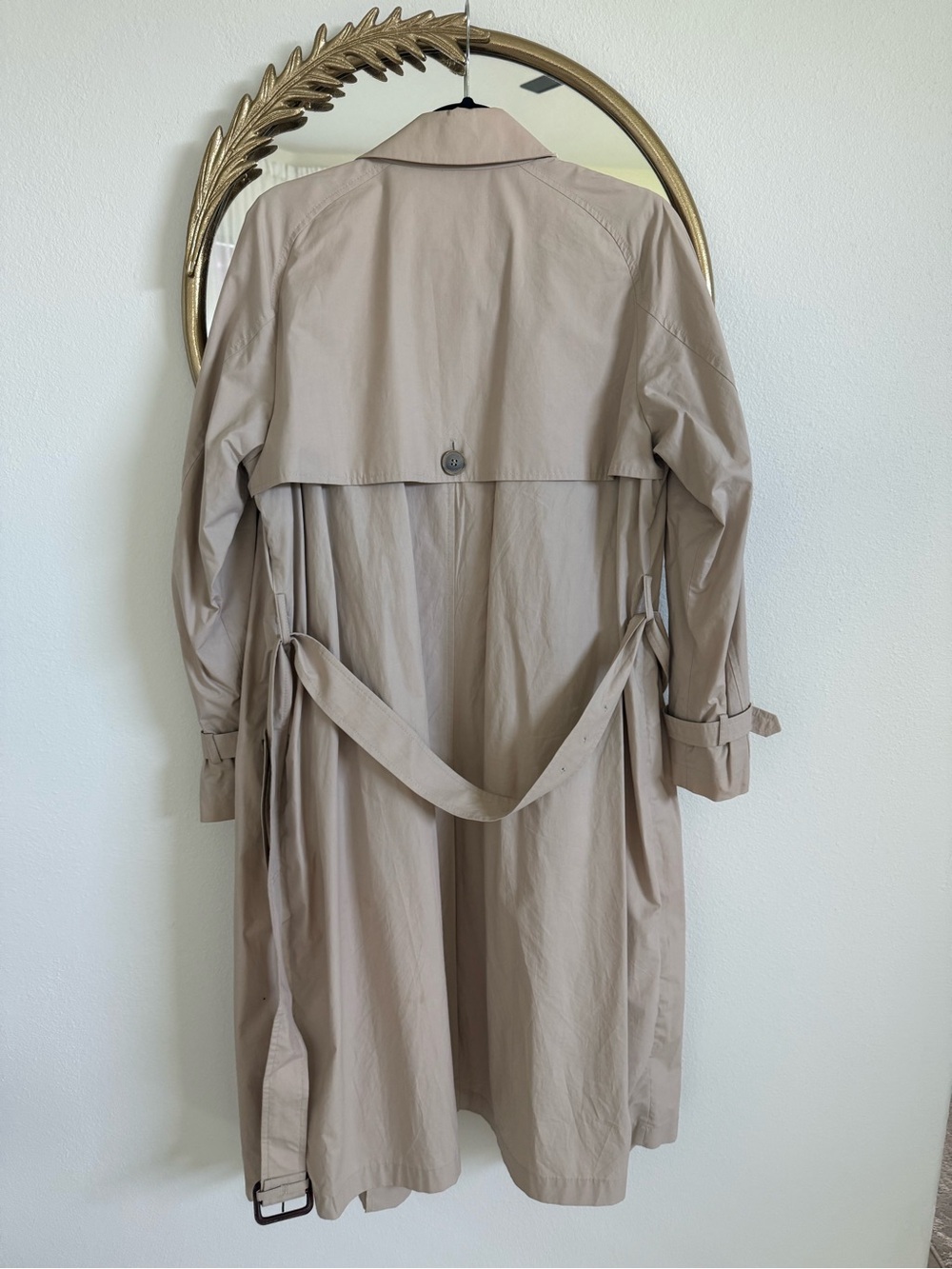 Schneider’s Classic Beige Trench Coat - Picture 5 of 7
